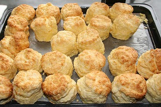 朝から焼き立てスコーンの香り・・ディンブラの店内