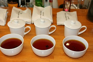 夏の新茶輸入準備:今朝の鑑定