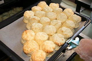 店内が香ばしくて焼き立てのスコーンの香り!