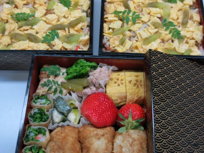 お花見・・お弁当・・・紅茶