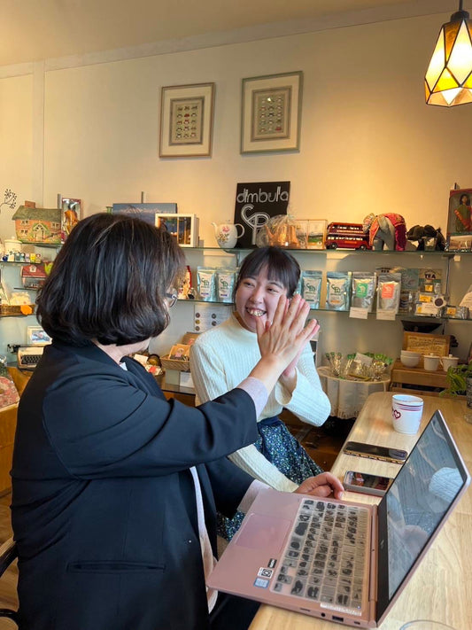 韓国からお茶の先生が紅茶専門店ディンブラへ