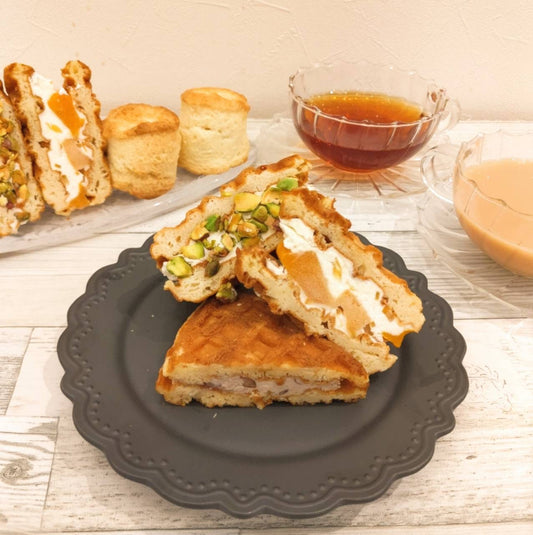 冷やワッフルの発送スタートです!