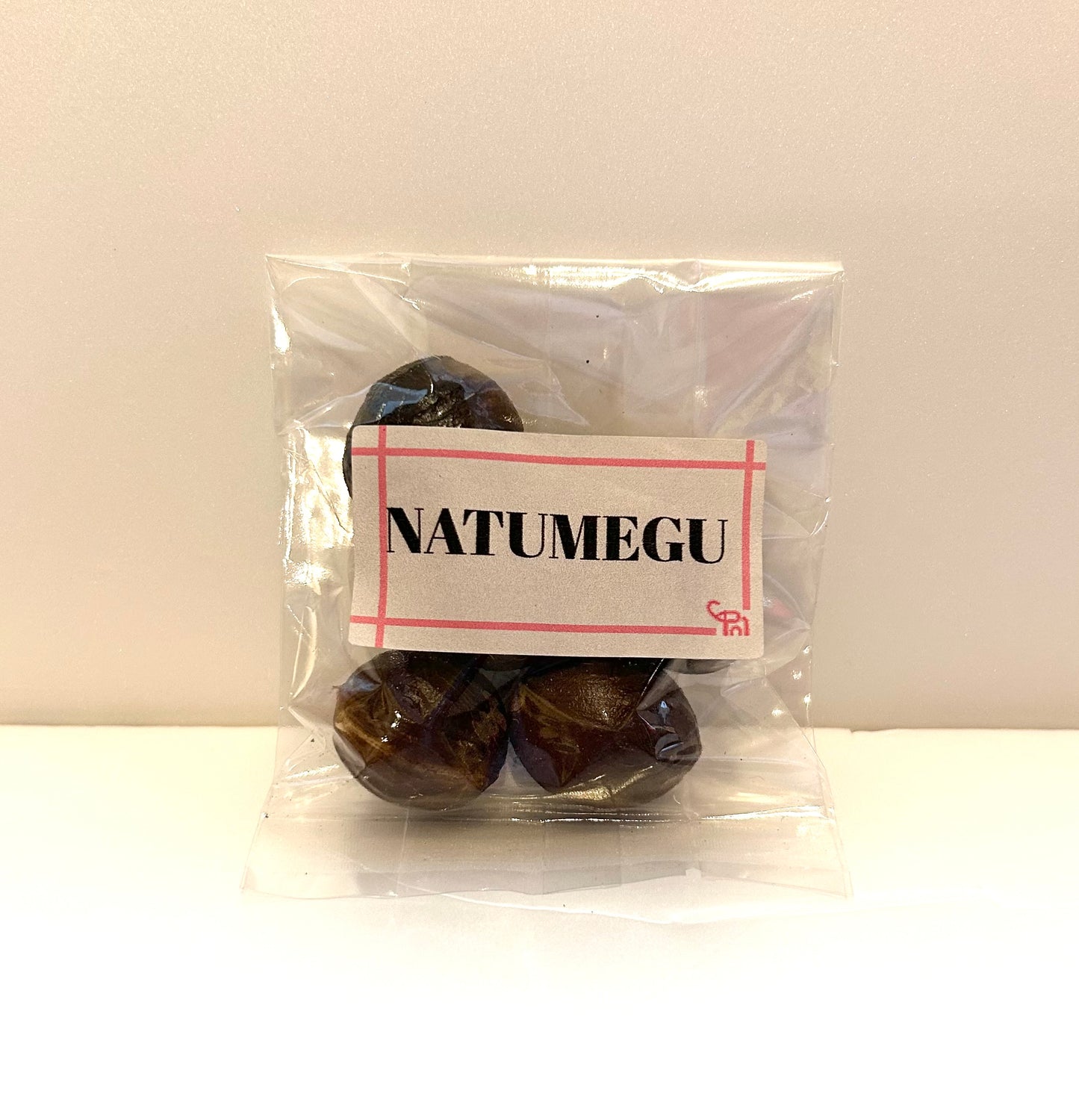 【紅茶専門店ディンブラ】ドライナツメグ ホール オーガニック