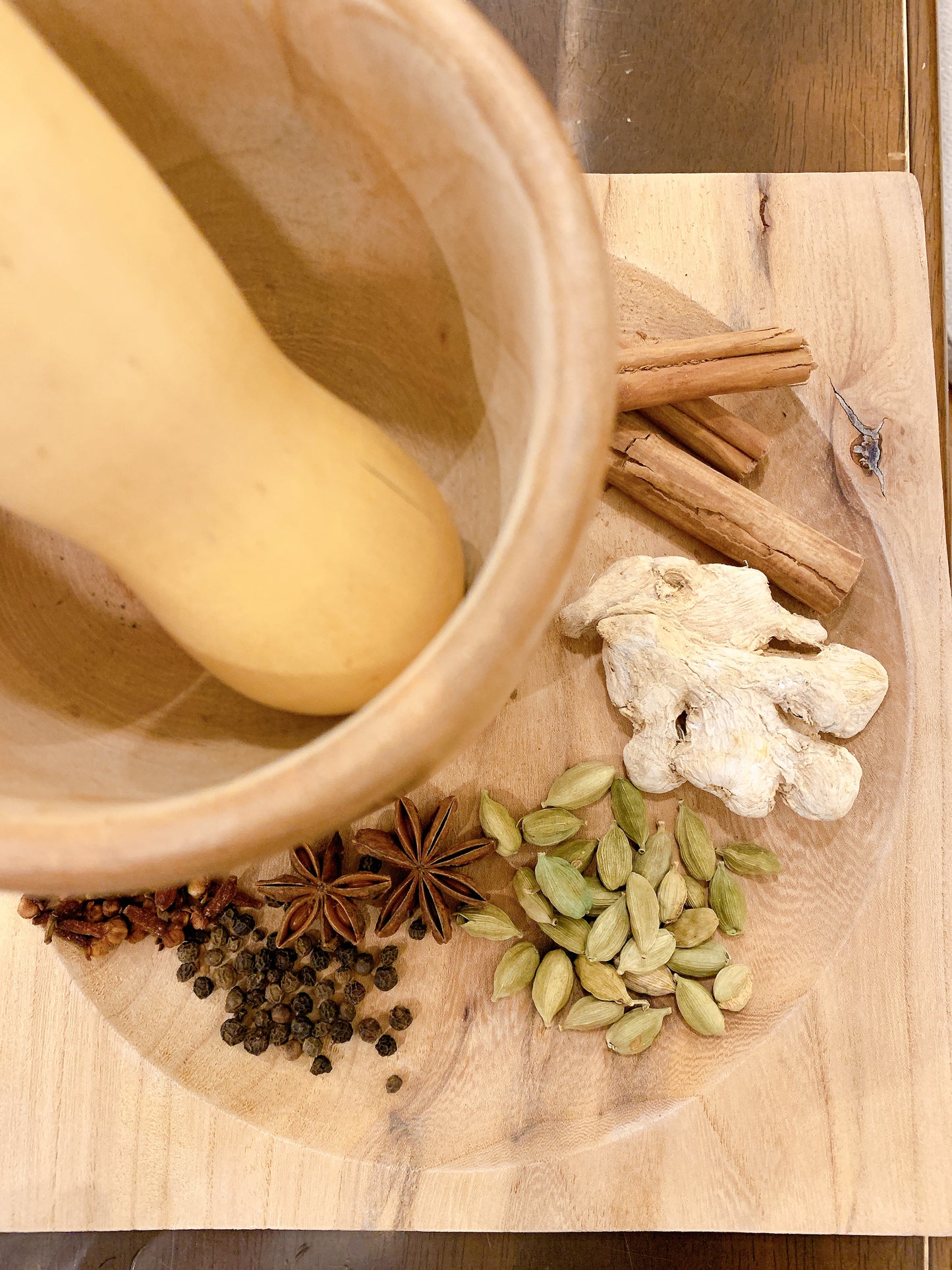 향신료 매셔 나무