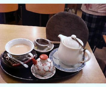 横浜のスリランカ紅茶・カレー・ケーキの店「SINHA」