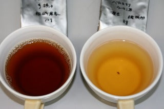 国産紅茶とウーロン茶