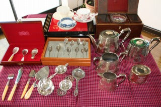サンデーティータイム・・イギリスの紅茶器具