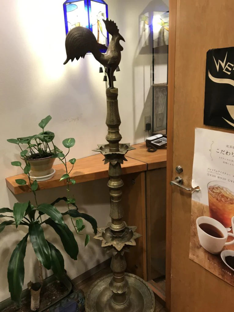 紅茶専門店ディンブラにもあるオイルランプ